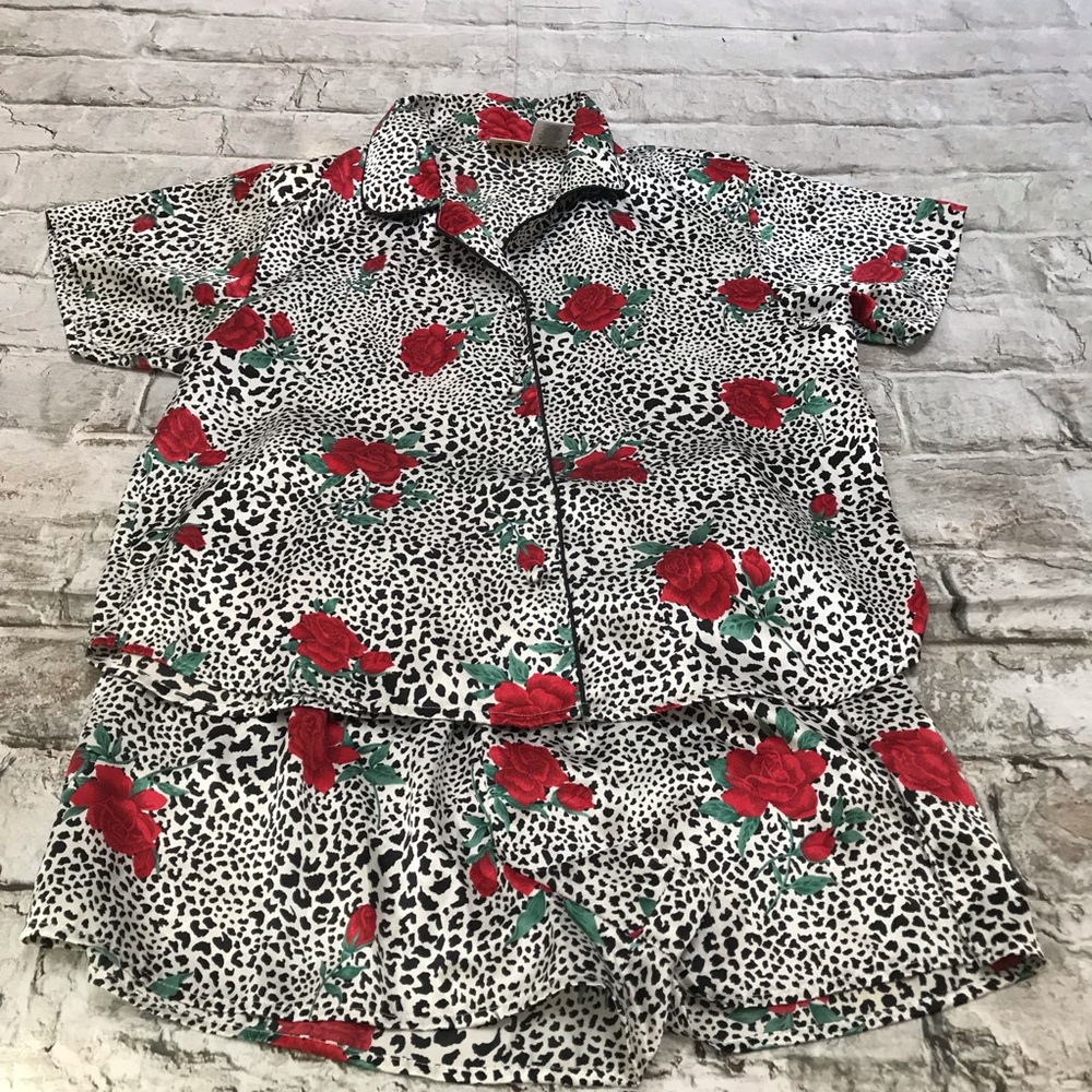 Sophia by Delicates 2 piece Shortie Pajama Sz Med